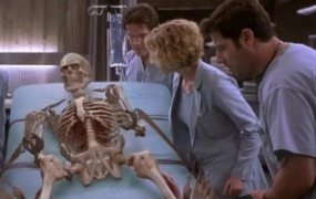 科幻电影《透明人1》解说文案 鉴赏影评 观后感【含链接】