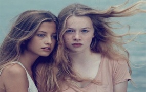 剧情电影《我心蔚蓝》解说文案