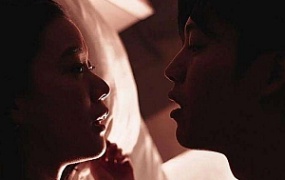 悬疑电影《她不知道名字的那些鸟儿》解说文案