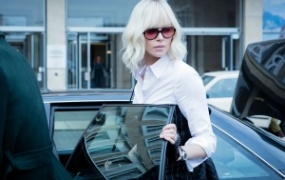 动作电影《极寒之城》解说文案