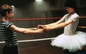 剧情电影《跳出我天地》解说文案