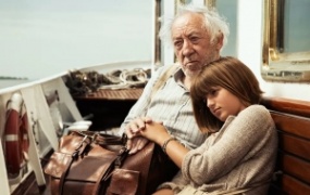 剧情电影《脑中蜜》解说文案