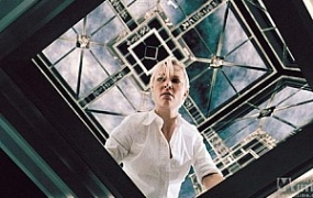 电影《异次元杀阵》解说文案